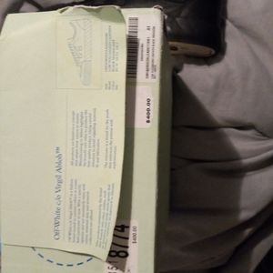 Designer sneakers "Off-White"